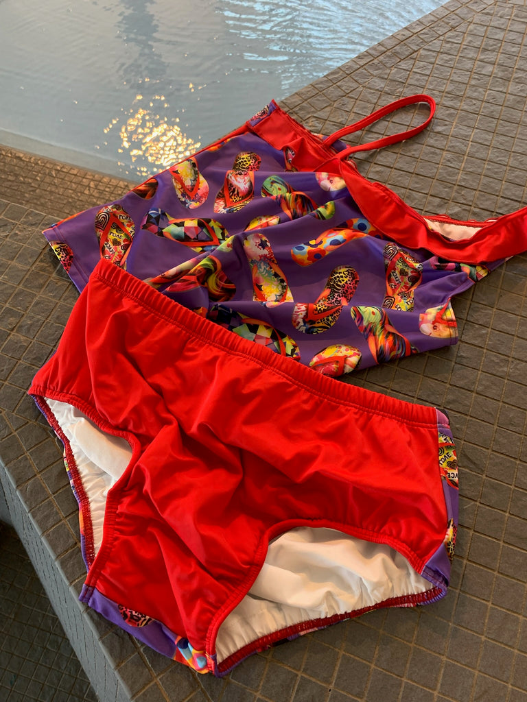 Two piece swimsuit with neck frill in red